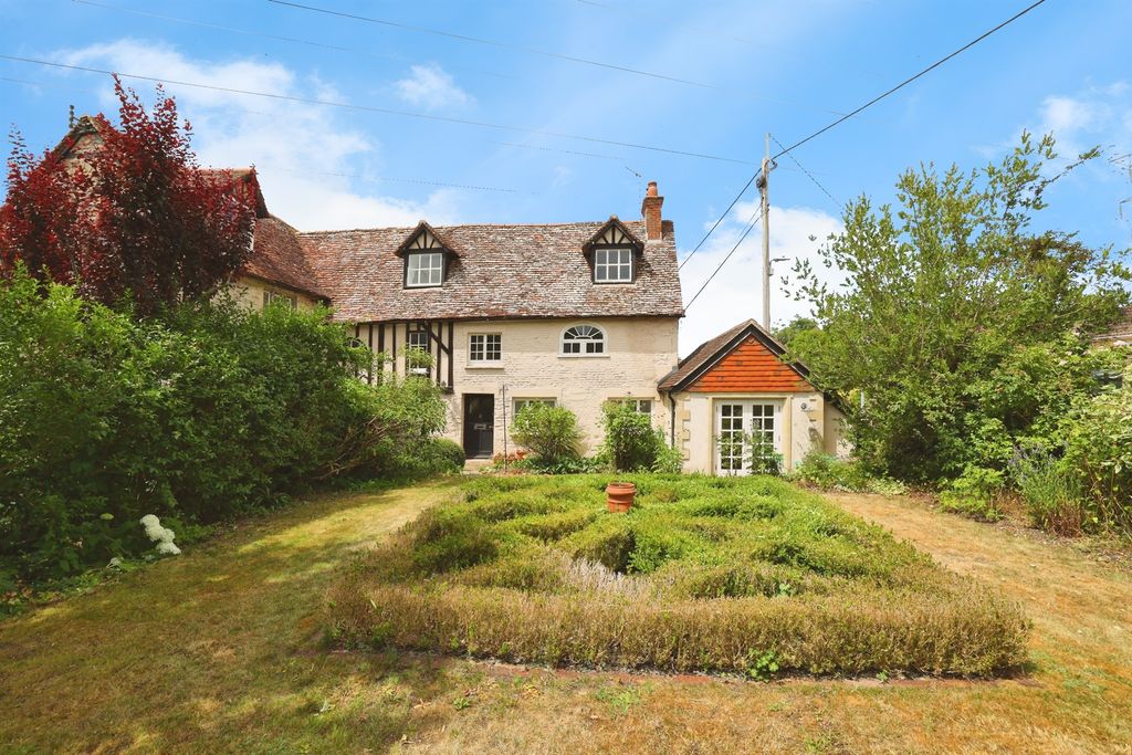 Property photo 3 of 17