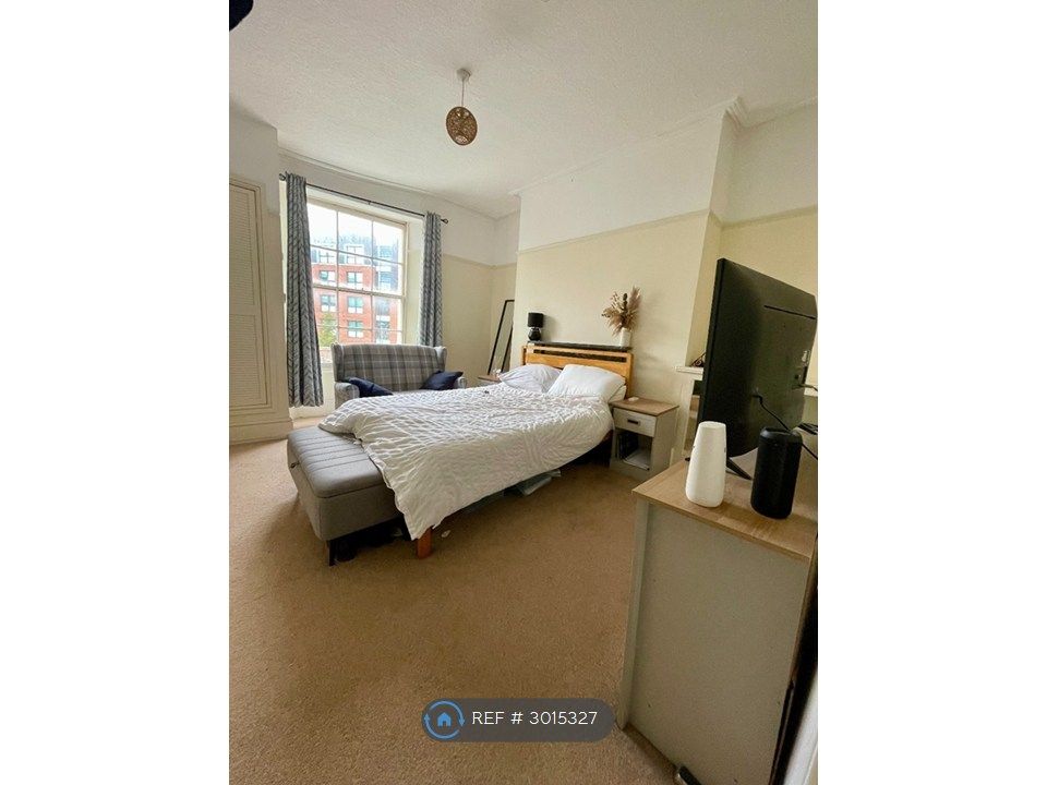 Property photo 3 of 4
