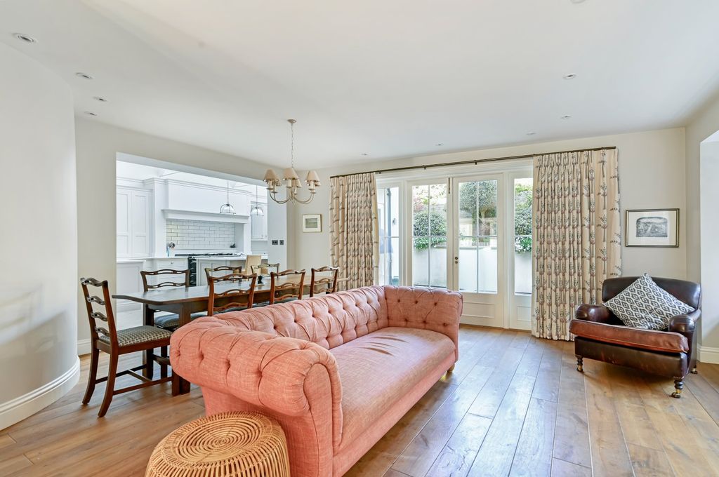 Additional image 10 of 6 bed terraced house for saleMiddle Street, Deal CT14