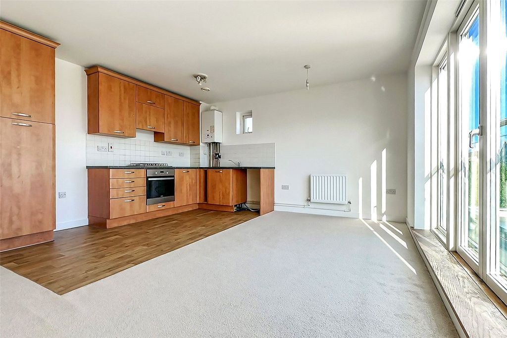 Property photo 3 of 12 Picture No. 35