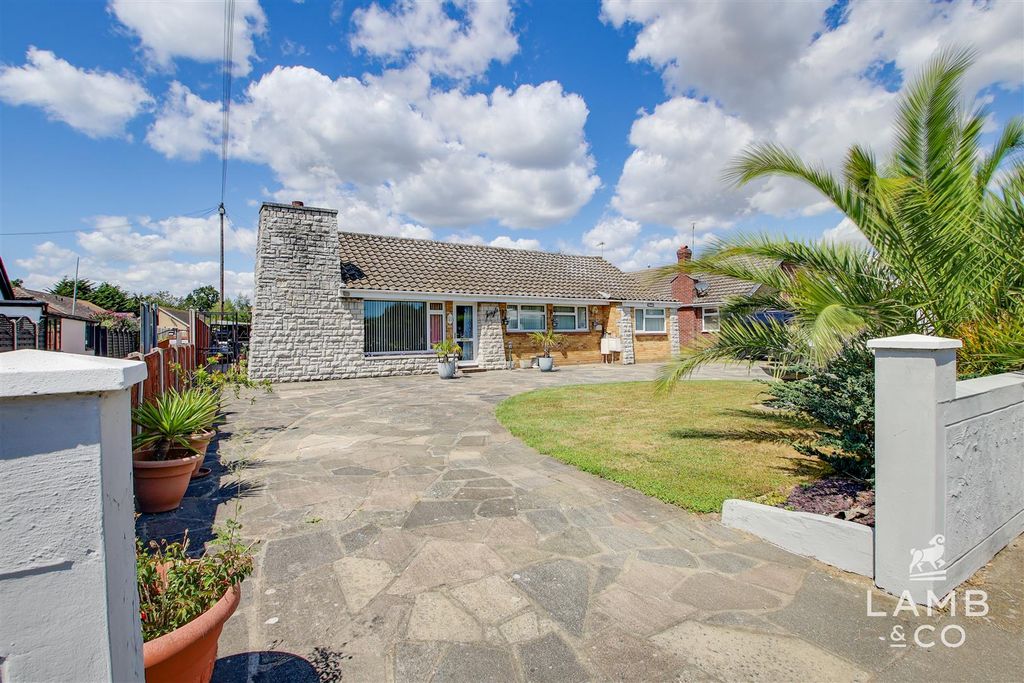 Property photo 1 of 27