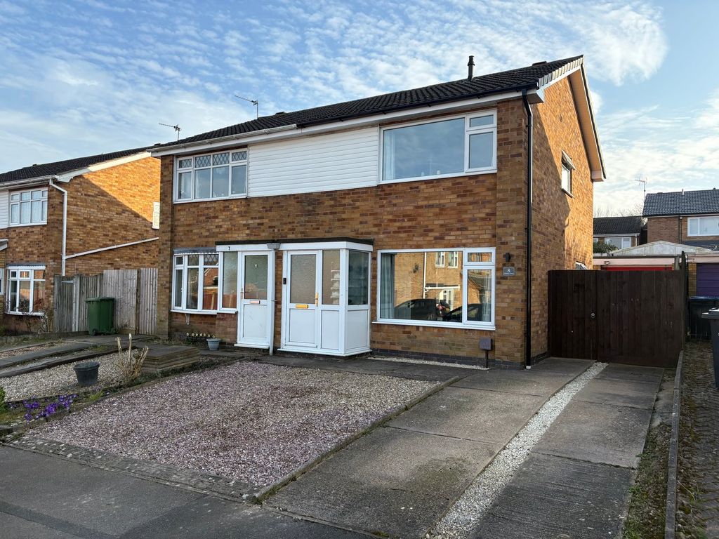 Property photo 1 of 11