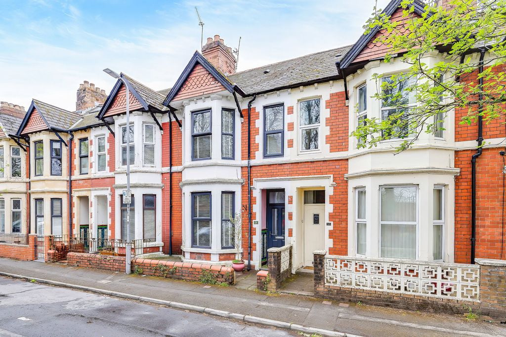 Property photo 1 of 28