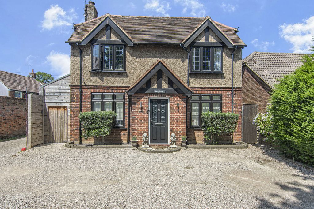 Property photo 1 of 18
