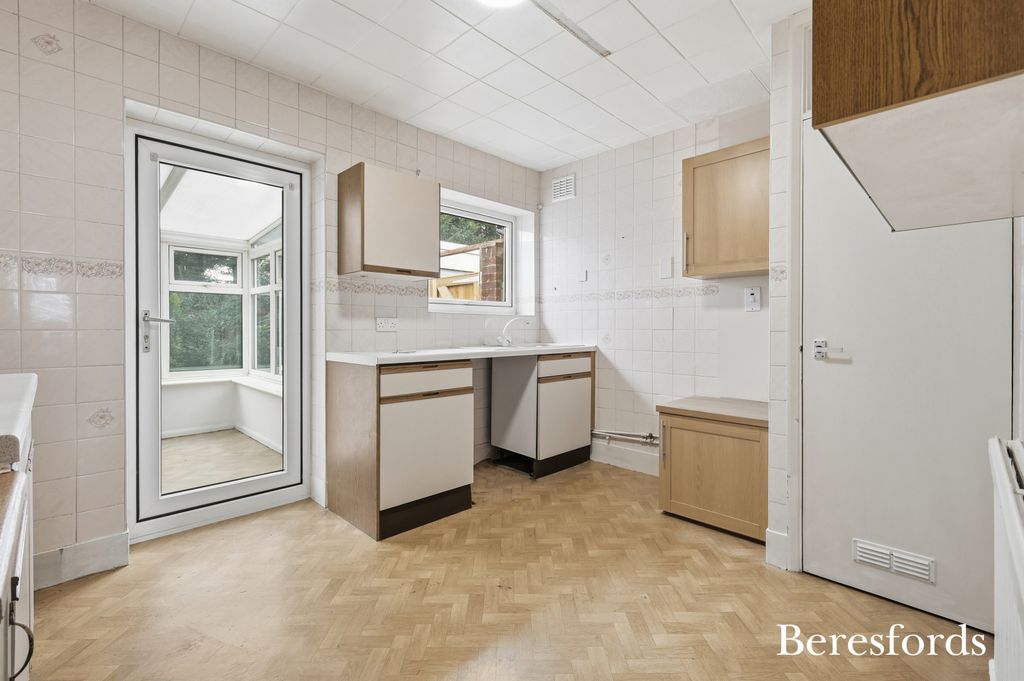 Property photo 3 of 15 Picture No. 11