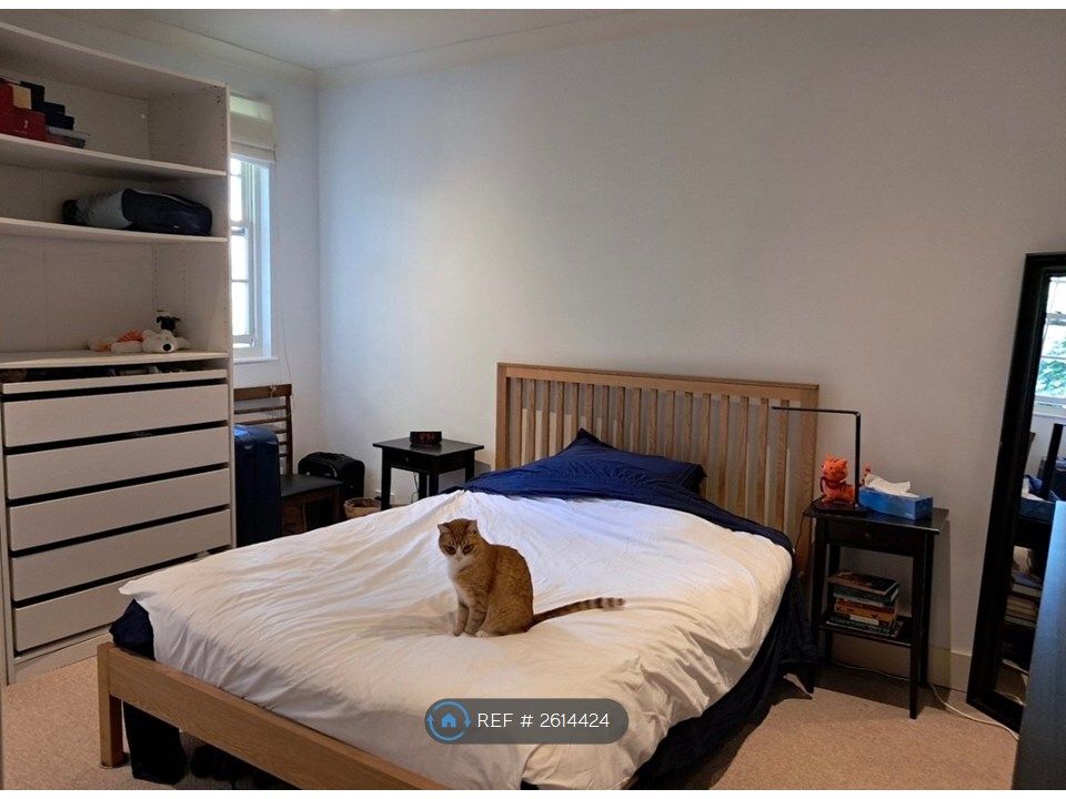 Property photo 2 of 6 Main Bedroom