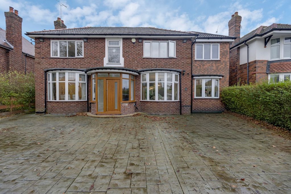 Property photo 2 of 42 4819984