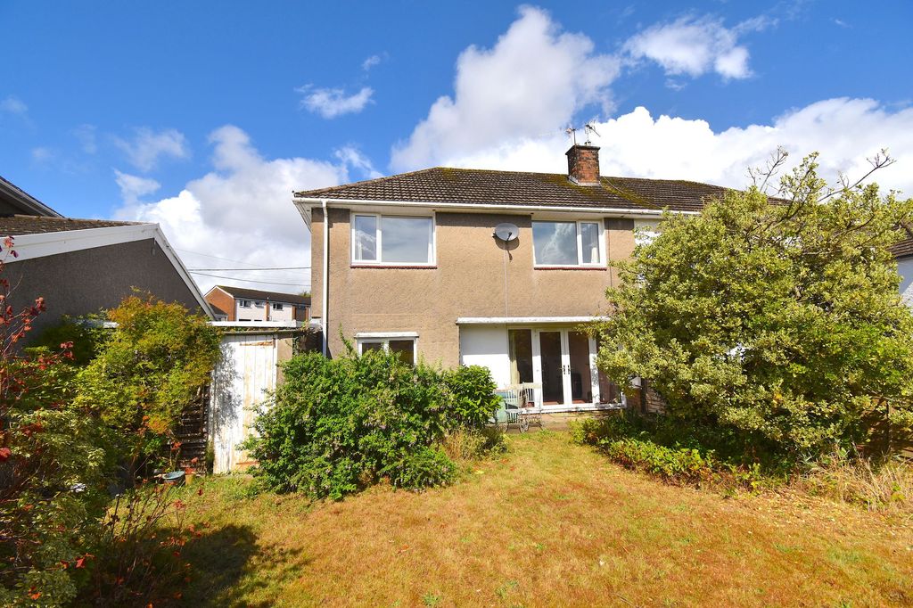 Property photo 1 of 26