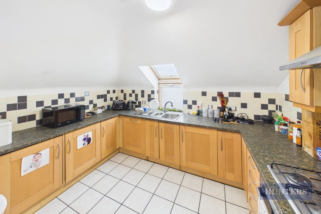 Property photo 3 of 9 Cam05152G0-Pr0428-Still018.Jpg