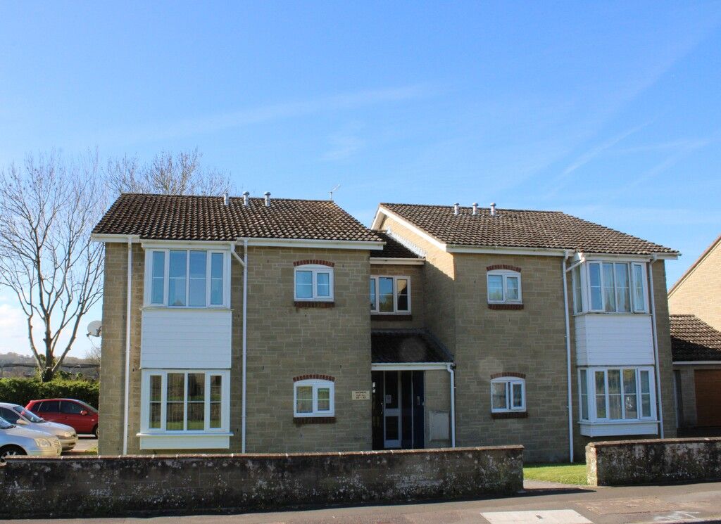 Property photo 1 of 6 Front External