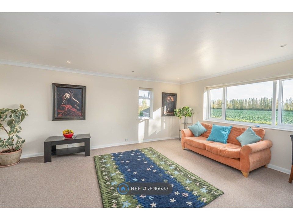 Property photo 3 of 13 Living Room
