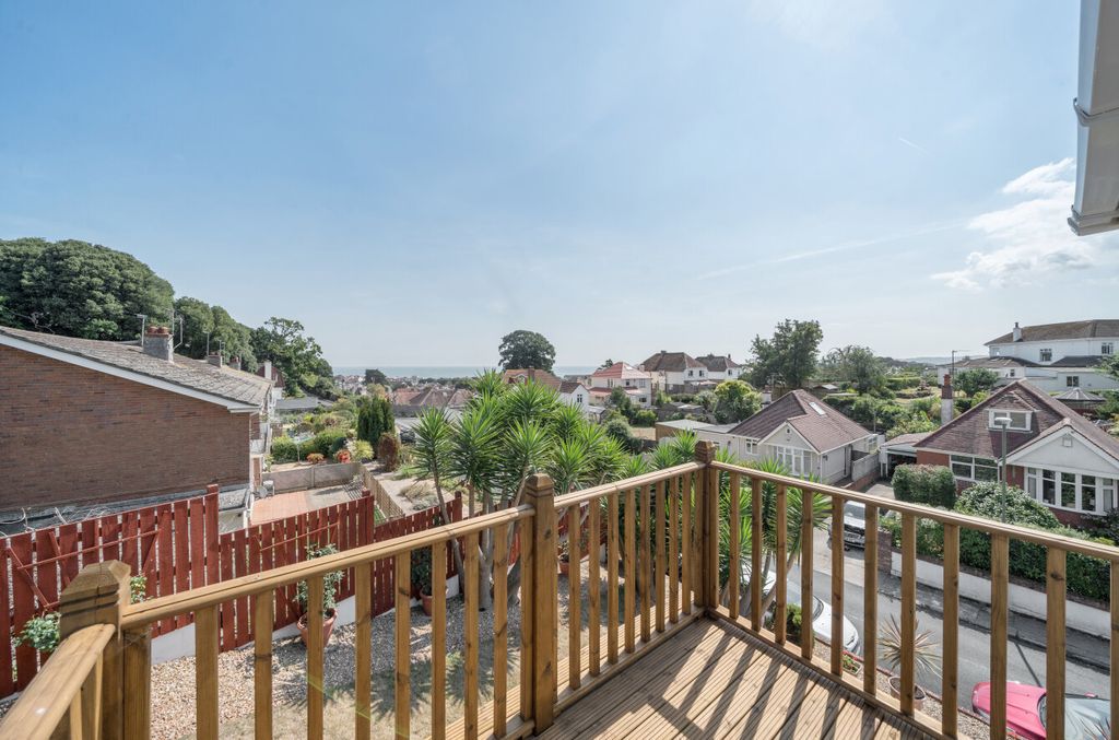 Property photo 2 of 27 1341352-7-68A8617...