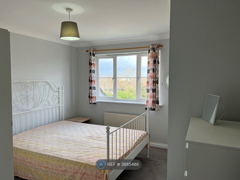 Property photo 3 of 12 Bedroom