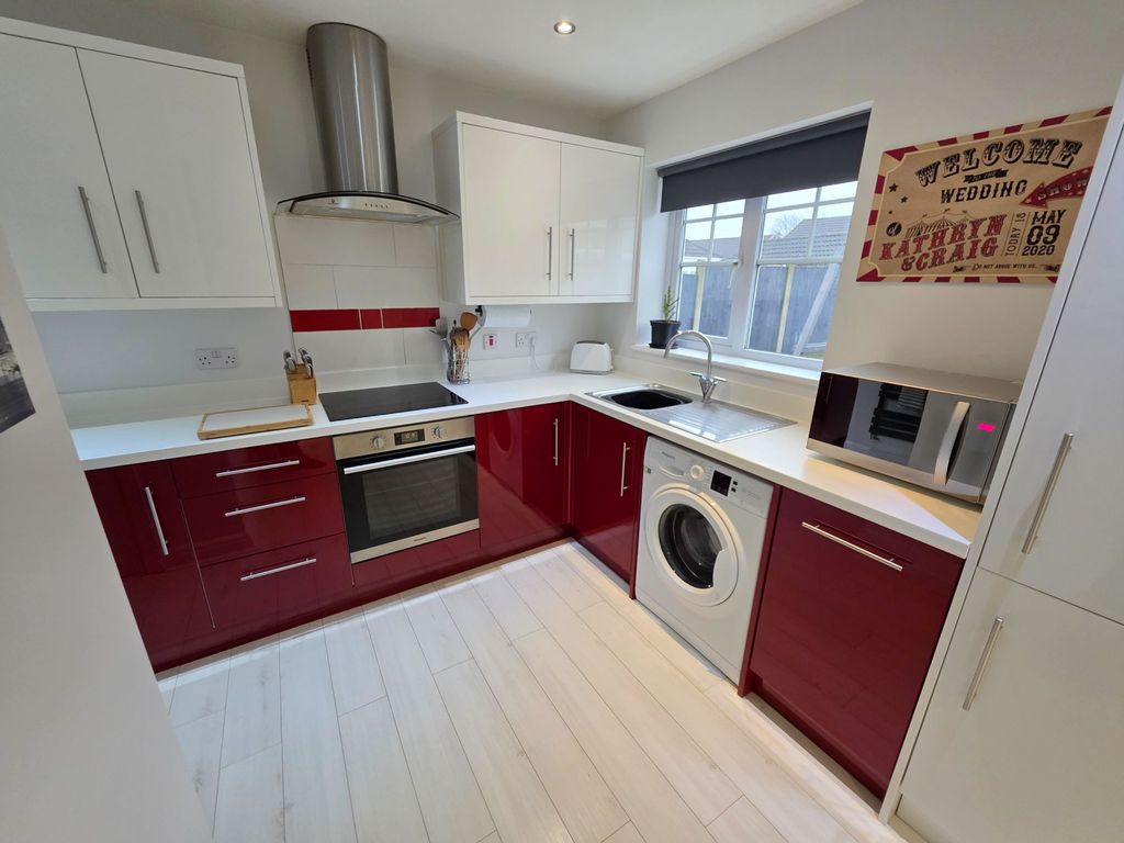 Property photo 3 of 19