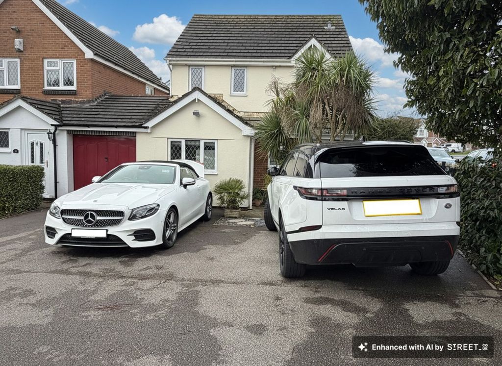 Property photo 2 of 24