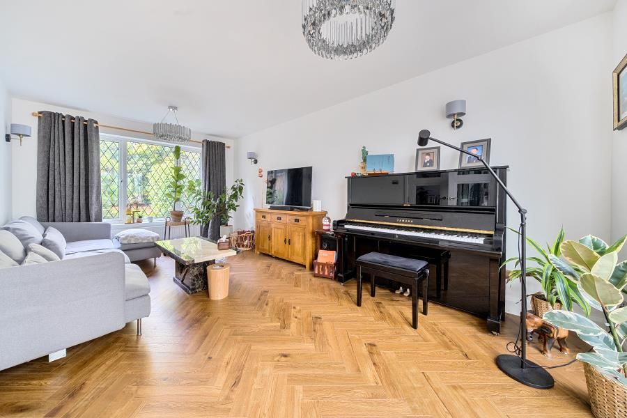 Property photo 2 of 16