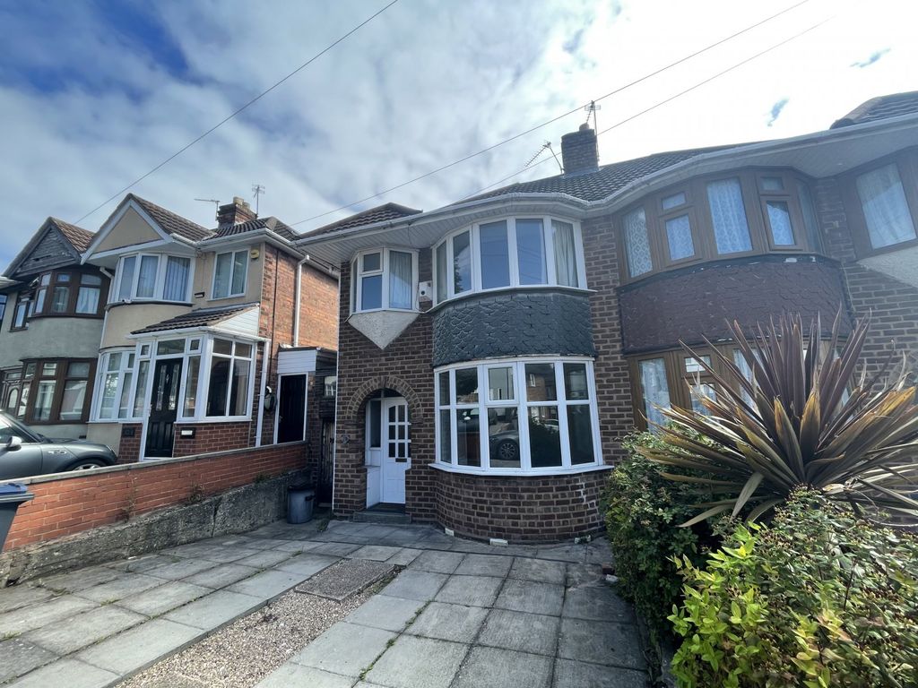 Property photo 1 of 11 External