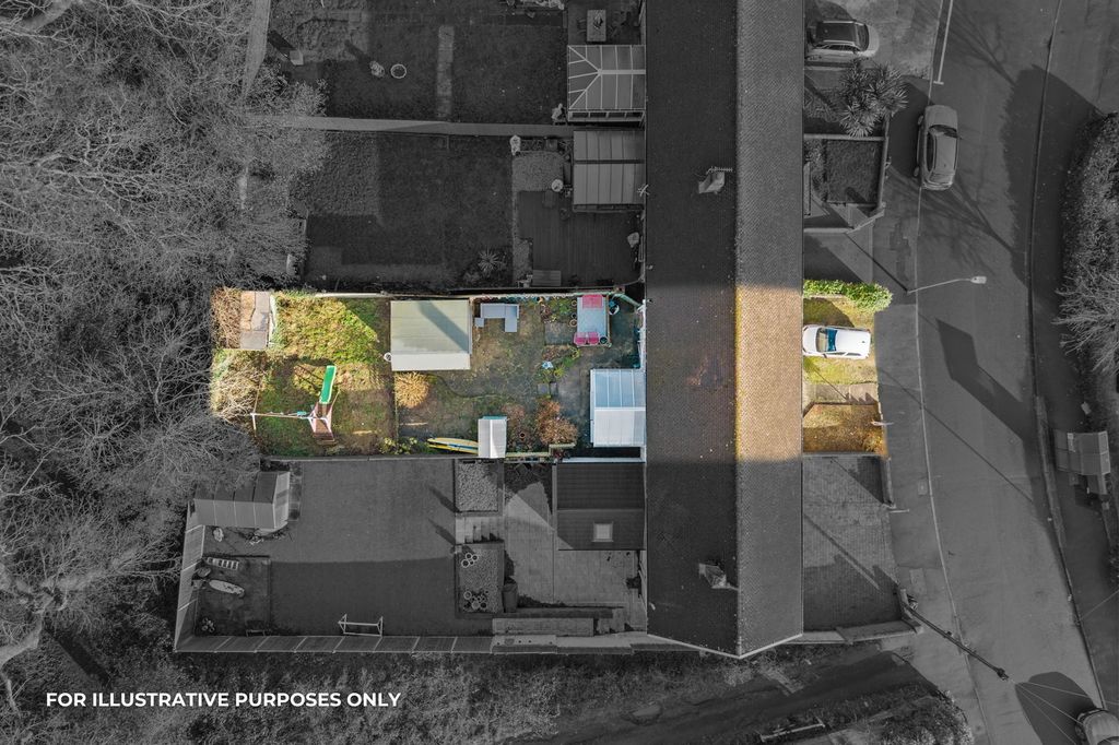 Property photo 3 of 26