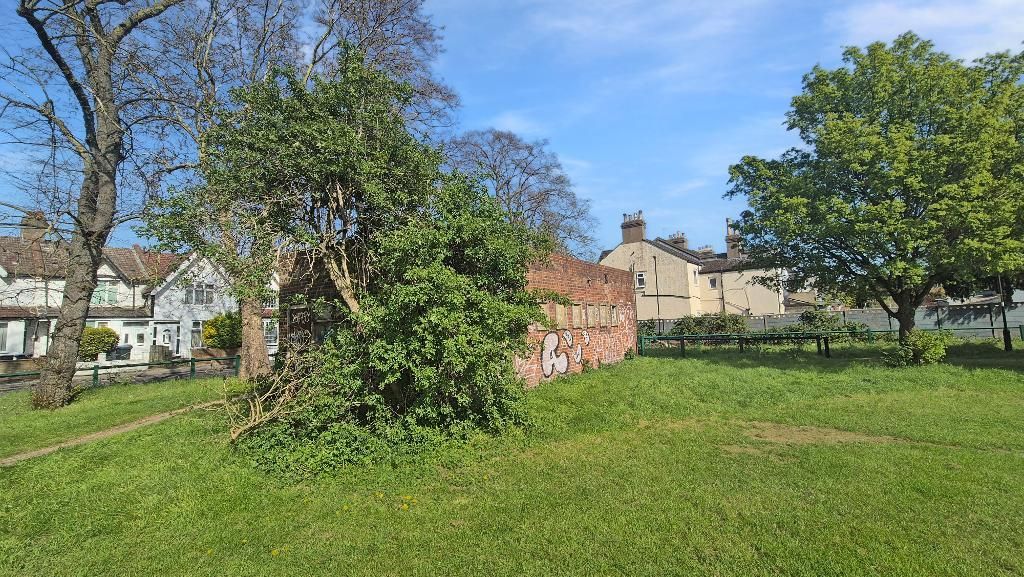 Property photo 3 of 5 Photo 3