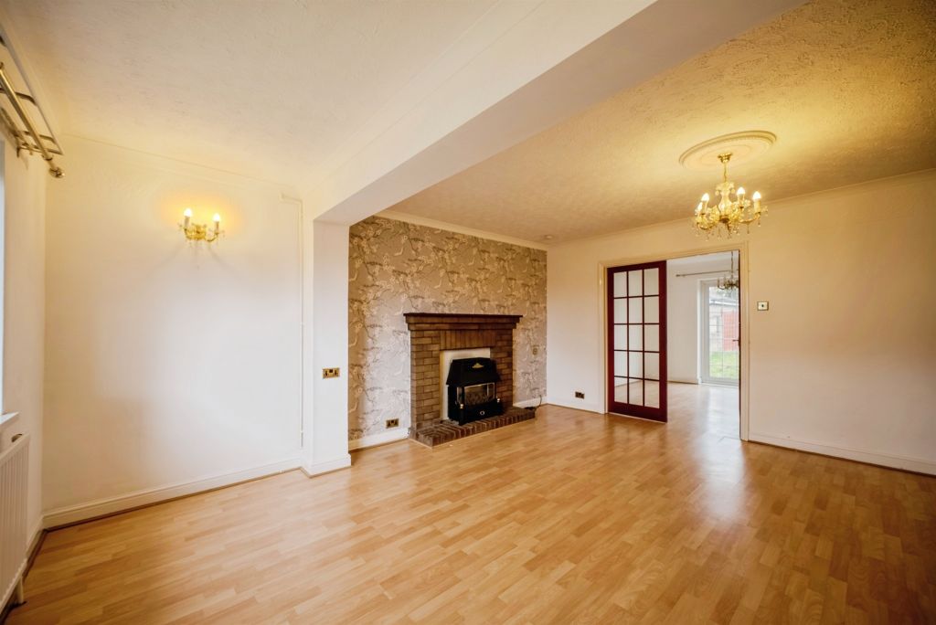 Property photo 3 of 39