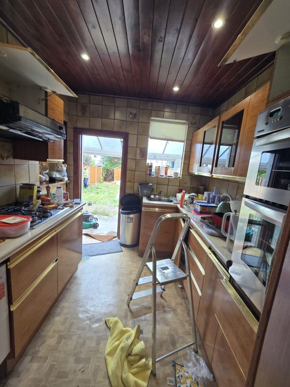 Property photo 3 of 7