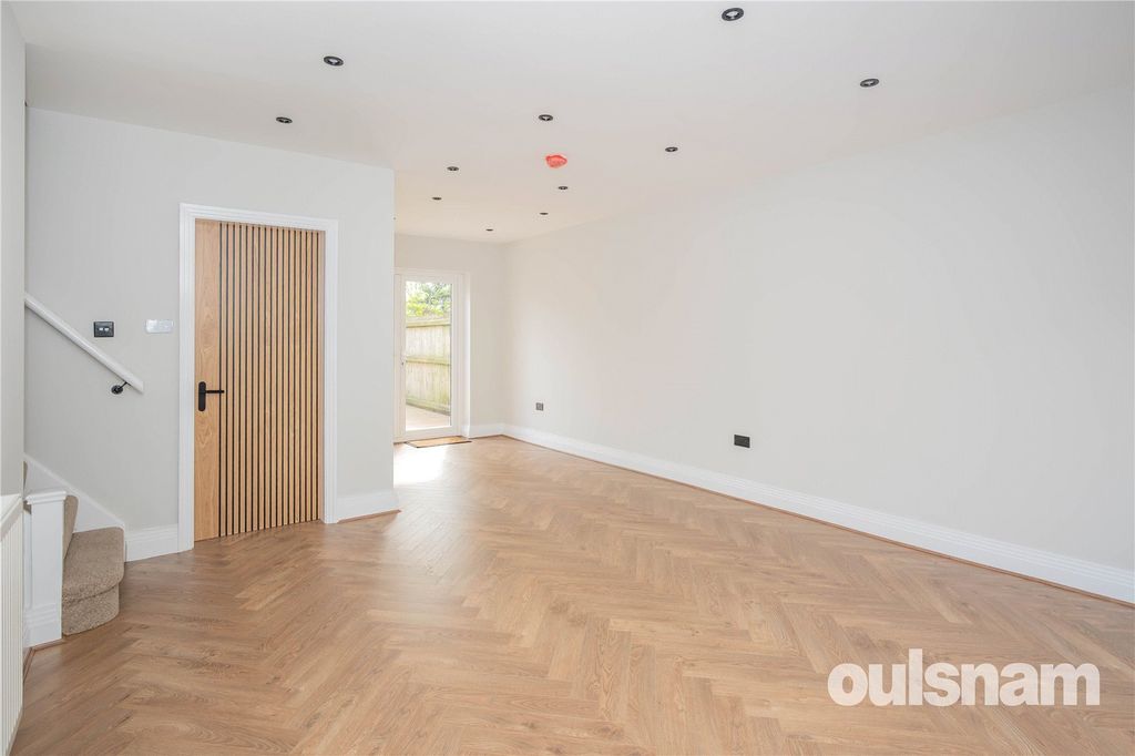 Property photo 2 of 21 Picture No. 06