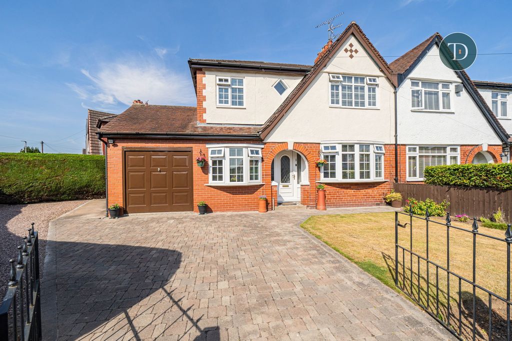 Property photo 1 of 32