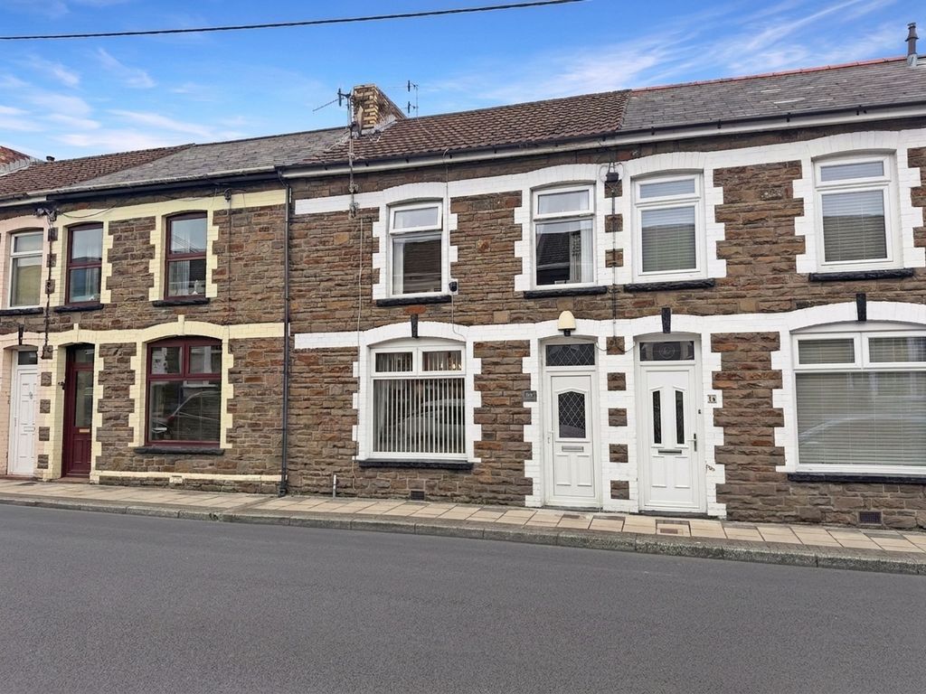 Property photo 1 of 31