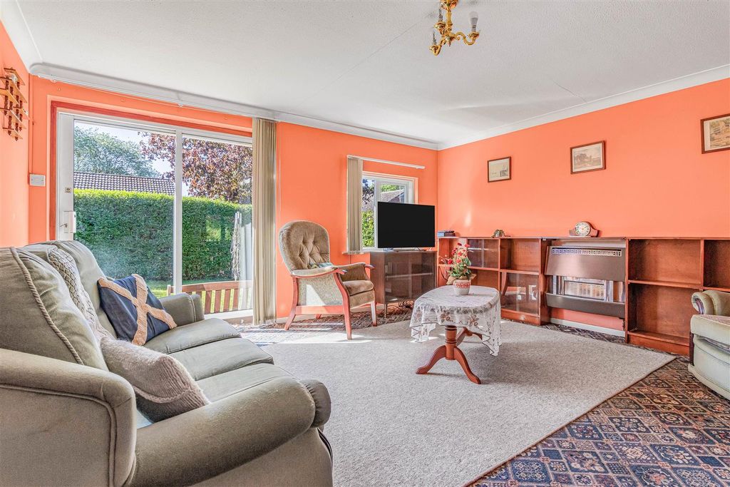 Property photo 3 of 19 13_79198-1.Jpg