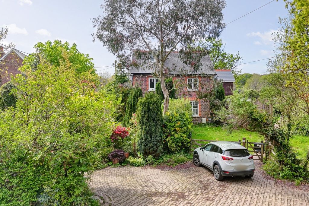 Property photo 1 of 34