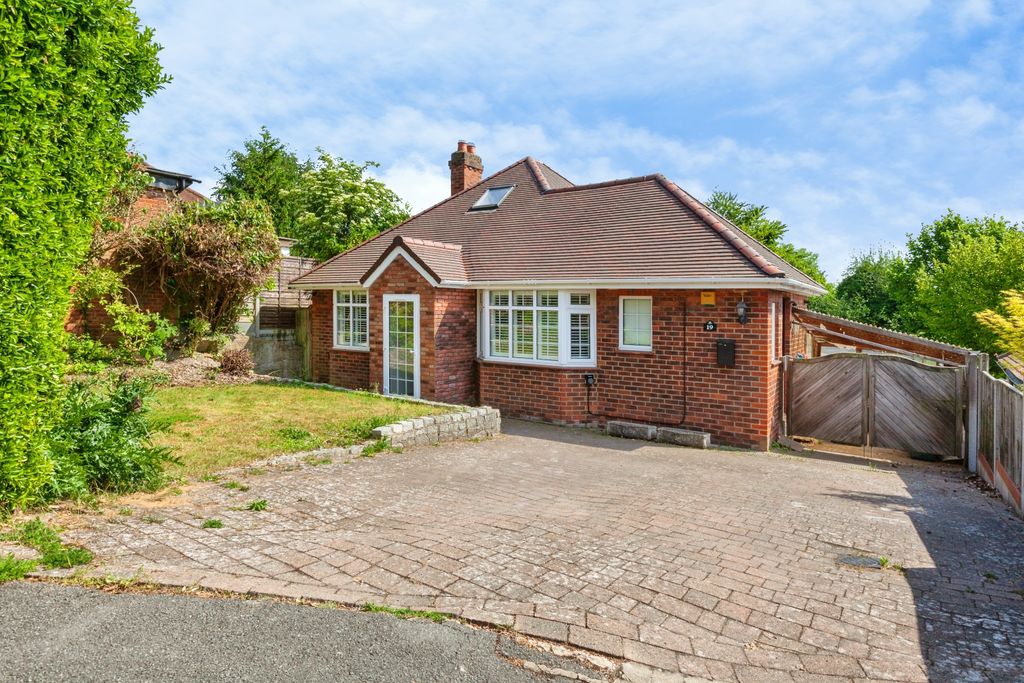 Property photo 1 of 17