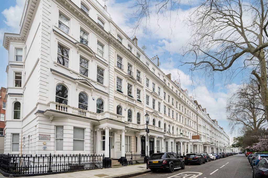 Property photo 2 of 8