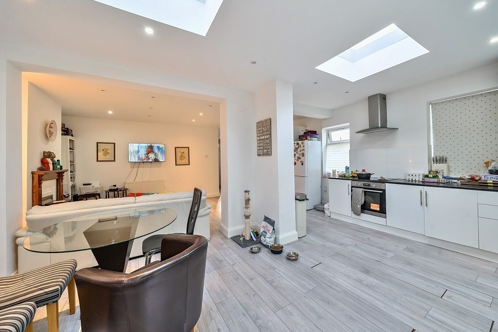 Property photo 3 of 16 Not Specified