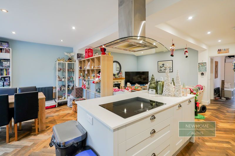 Property photo 2 of 30 Photo 30