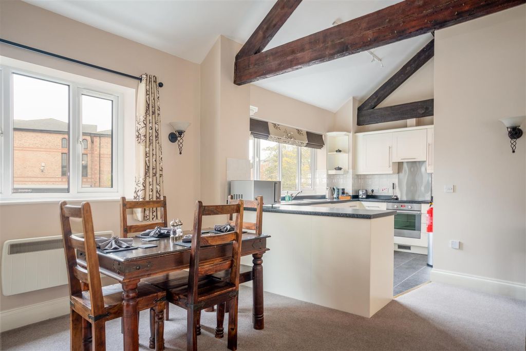 Property photo 3 of 11 Fy-14.Jpg