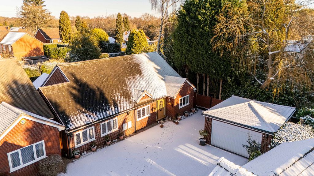 Property photo 1 of 31