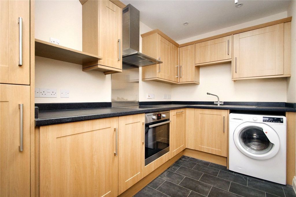 Property photo 2 of 7 Picture No. 06