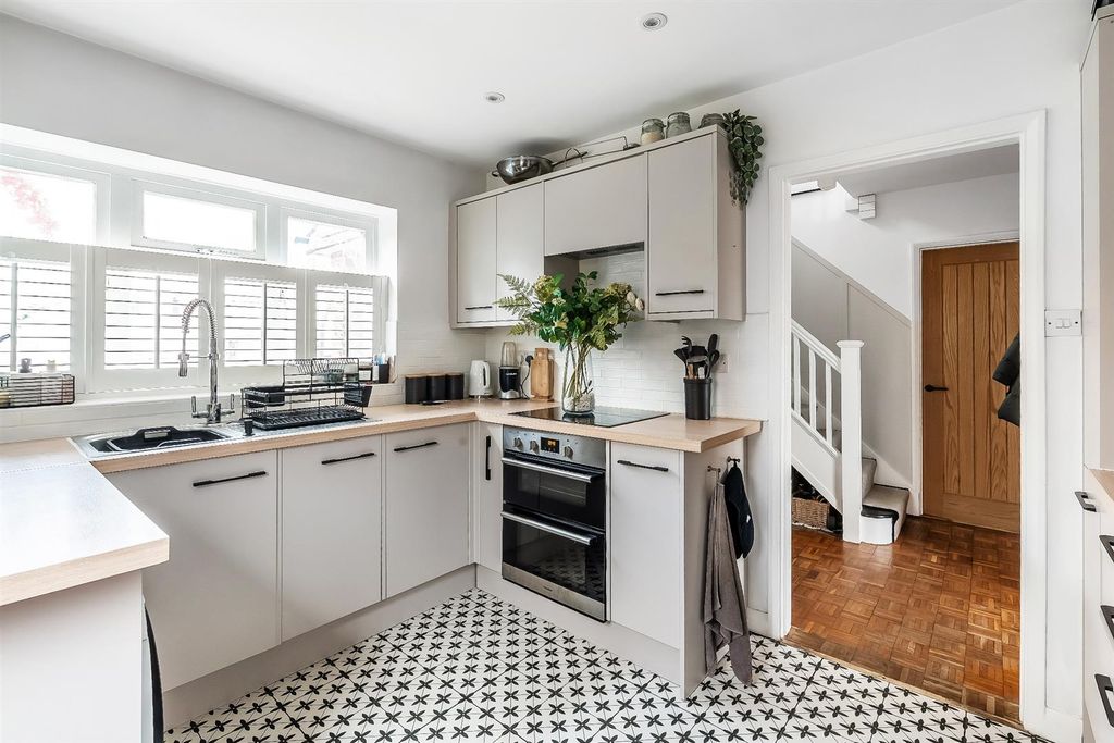 Property photo 3 of 14 .The-Lorne-11.Jpg