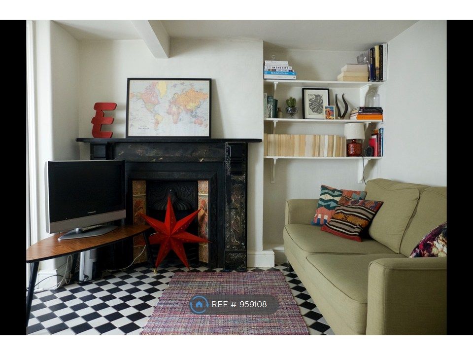 Property photo 2 of 8