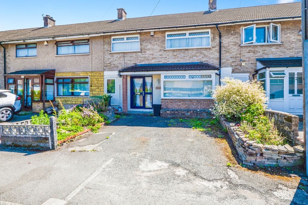 Property photo 1 of 16