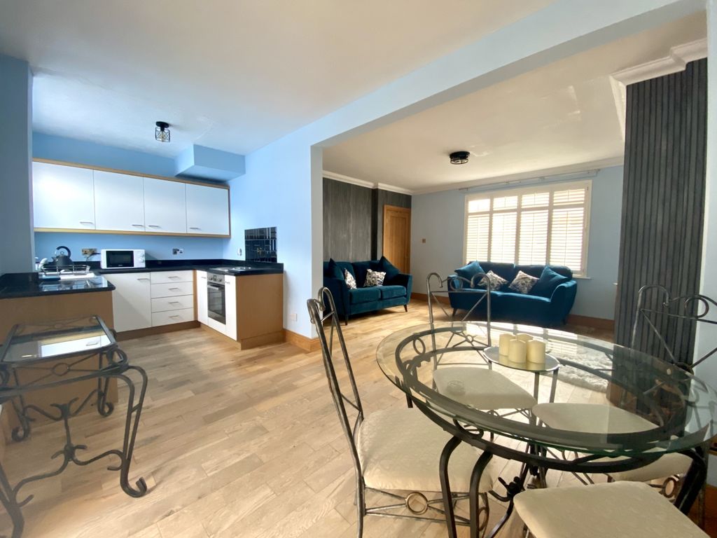 Property photo 3 of 12 Img_5726