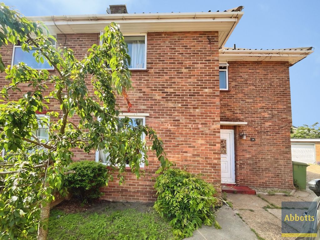 Property photo 1 of 12