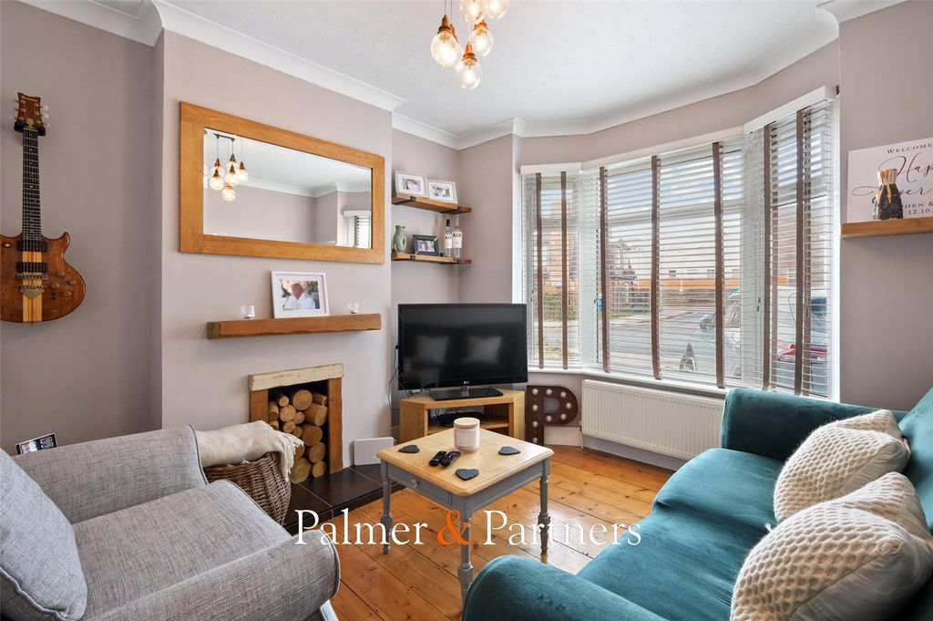 Property photo 2 of 19 Picture No. 02