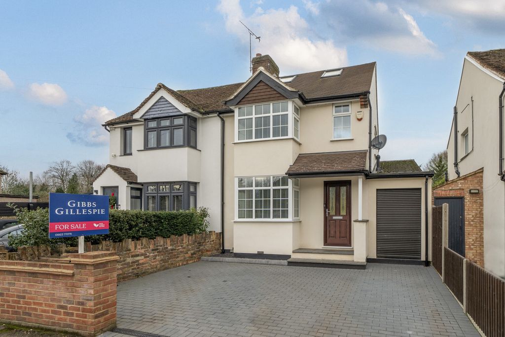 Property photo 1 of 15 1388994-21-694010...