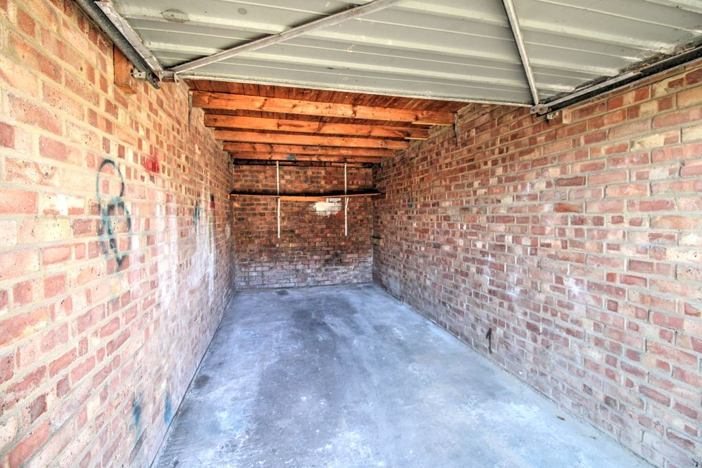 Property photo 3 of 3