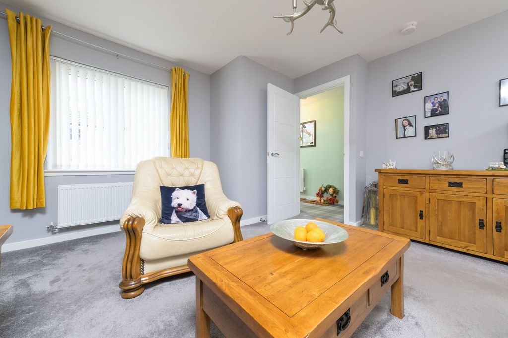 Additional image 6 of 3 bed semi-detached house for saleThe Glebe, Inverkip PA16