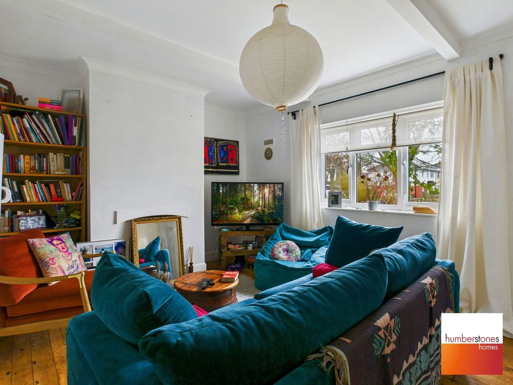 Property photo 3 of 14