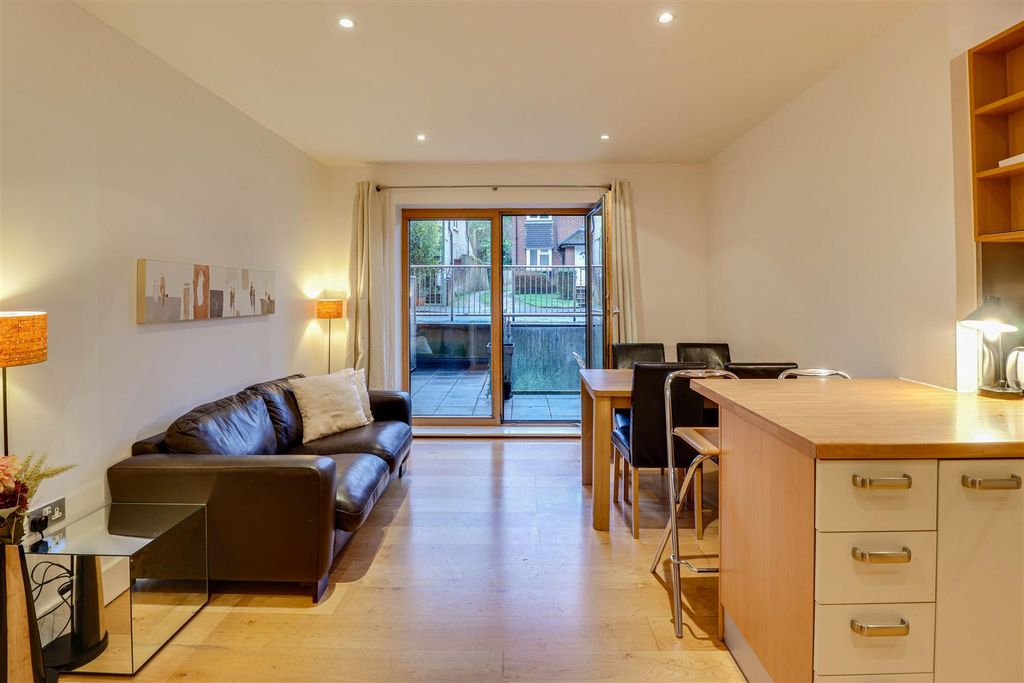 Property photo 2 of 27 01.Jpg