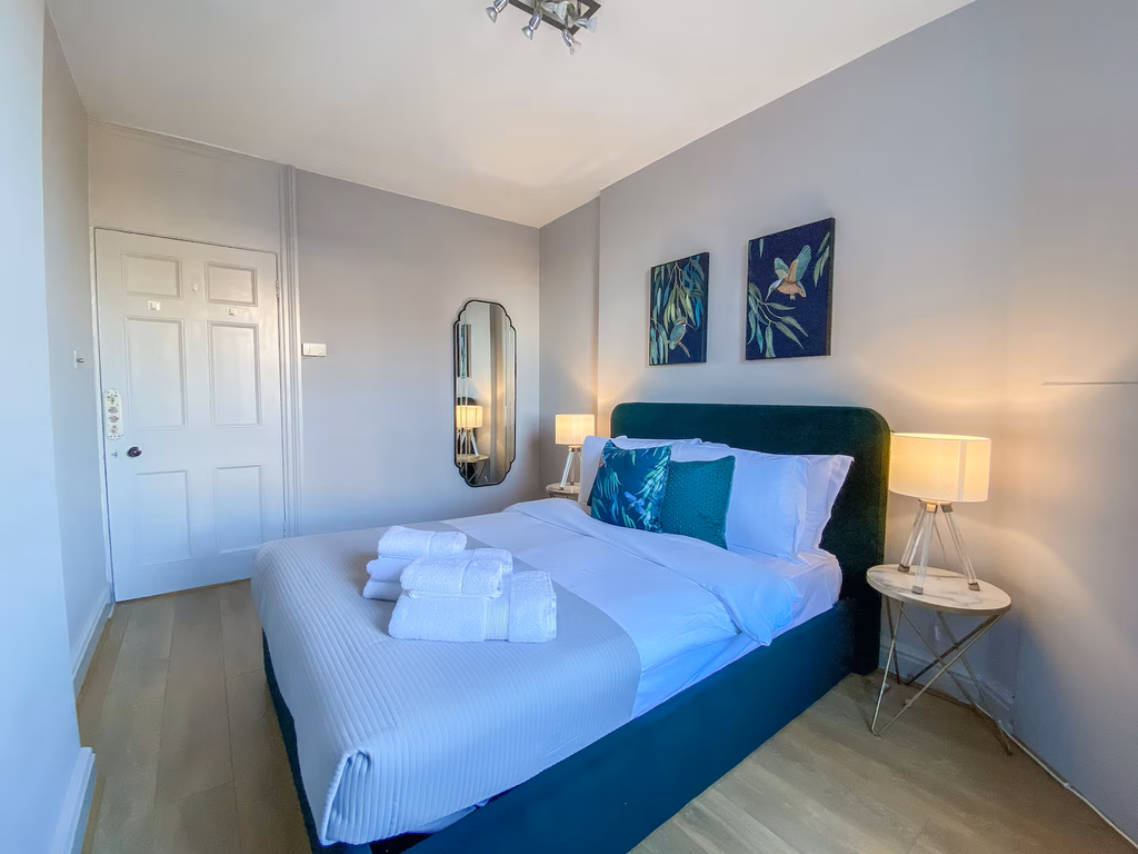 Property photo 3 of 11