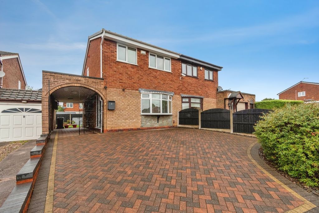 Property photo 1 of 19 Pbox-Img.Jpg